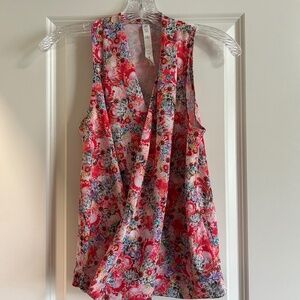 Lululemon Women's Multicolor Floral Sleeveless Tank Top, Size 4